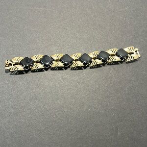Vintage Coro Bracelet Gold Tone with Black Thermoset Lucite. WA276